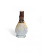 Tâm Whisk Stand